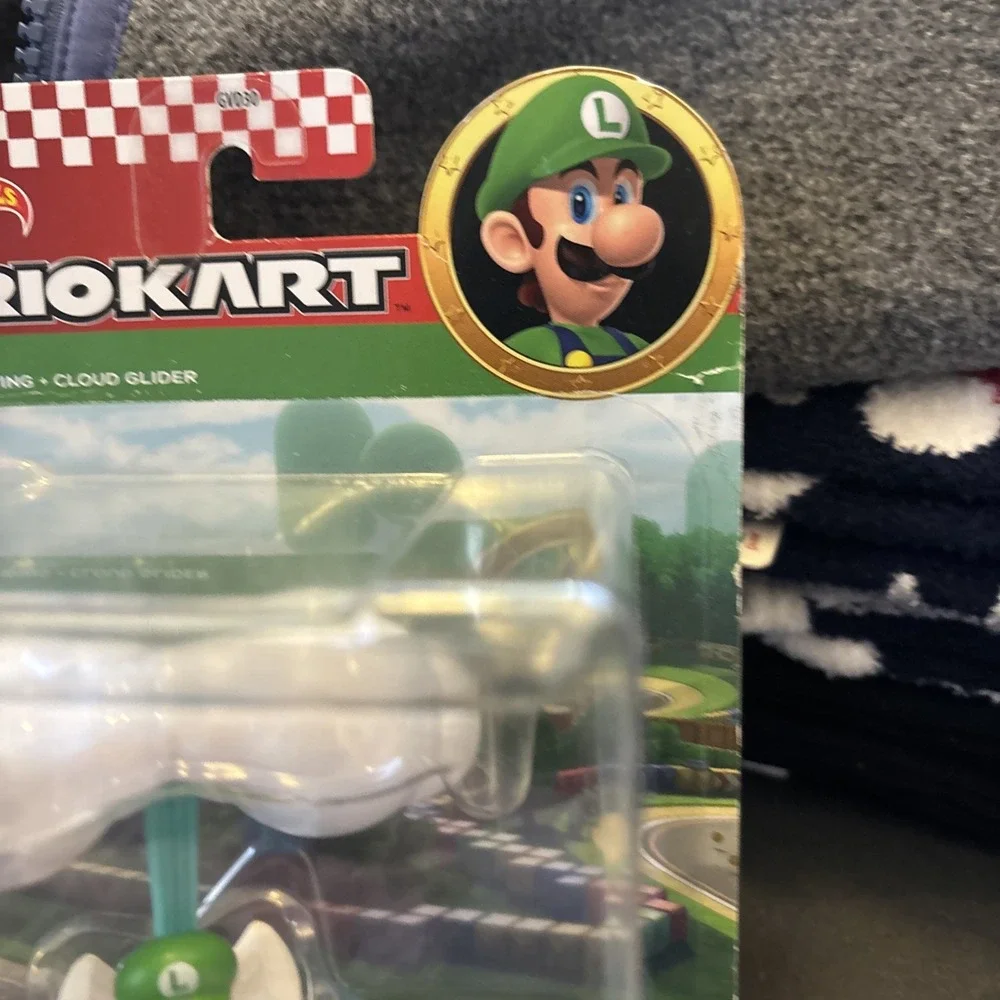 Hot‎ Wheels  Mario Kart Series  Luigi P-Wing With Cloud Glider  Sealed